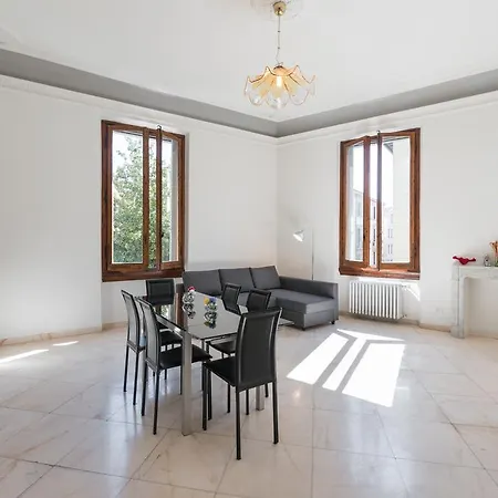 Scala Zara Uno Apartment Florenz