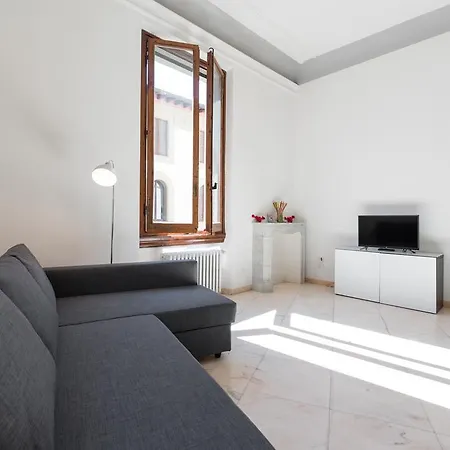 Scala Zara Uno Apartment